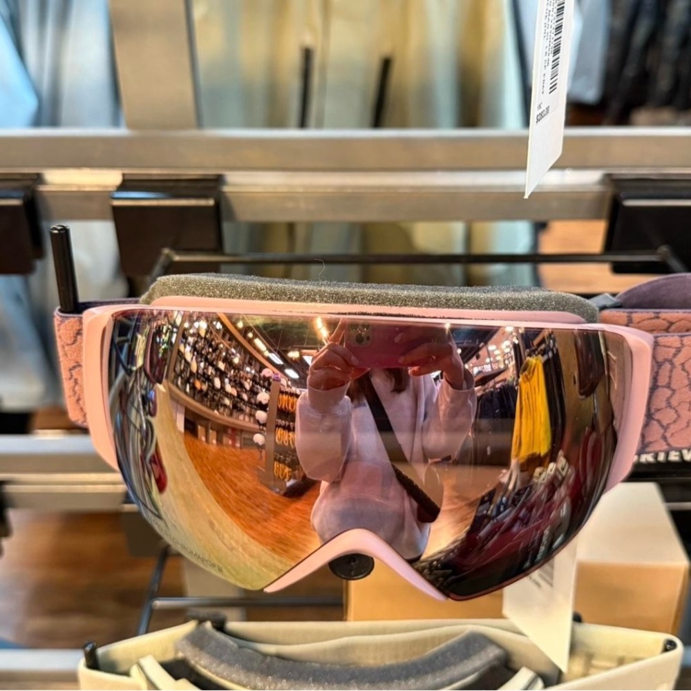 💕💜 Women’s Smith Ski Goggles 💕💜
